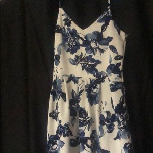 Short spaghetti strap flower dress